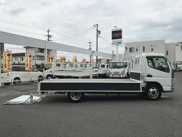 三菱 キャンター TPG-FEA50(2WD)の写真15