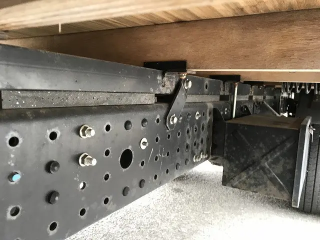 三菱 キャンター TPG-FEA50(2WD)の写真38
