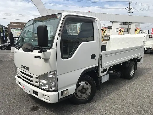 いすゞ エルフ TRG-NJR85A(2WD)の写真1