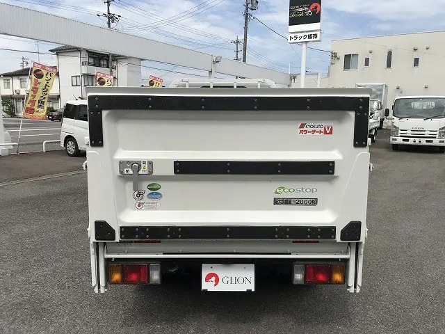 いすゞ エルフ TRG-NJR85A(2WD)の写真5
