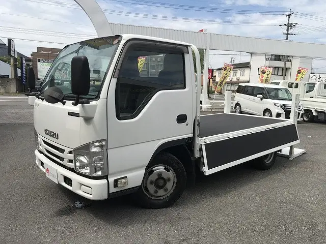 いすゞ エルフ TRG-NJR85A(2WD)の写真9