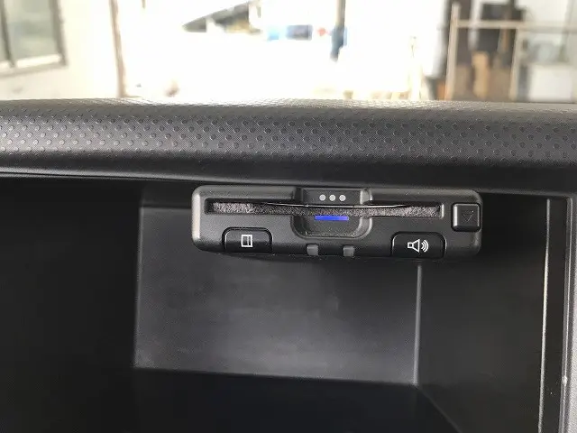 いすゞ エルフ TRG-NJR85A(2WD)の写真32