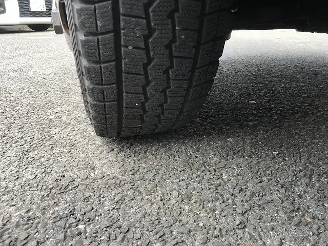 いすゞ エルフ TRG-NJR85A(2WD)の写真46