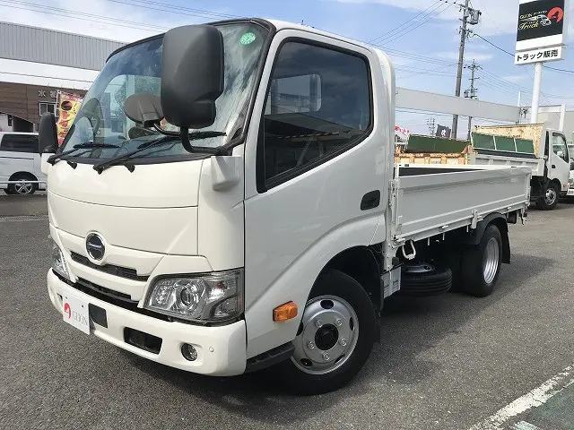 日野 デュトロ 2RG-XZU605M(2WD)の写真1