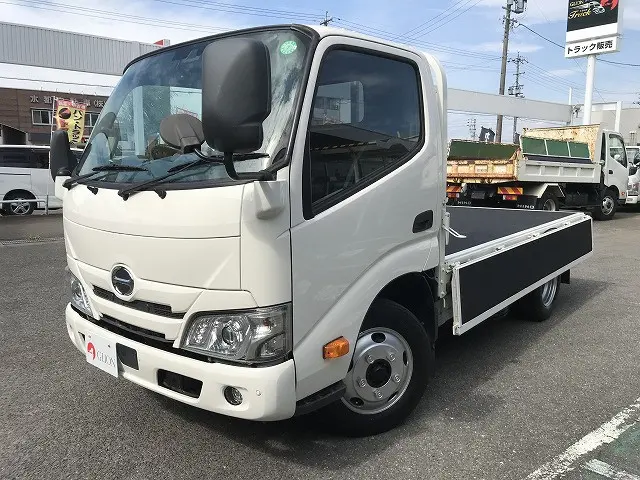 日野 デュトロ 2RG-XZU605M(2WD)の写真9