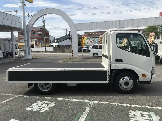 日野 デュトロ 2RG-XZU605M(2WD)の写真12