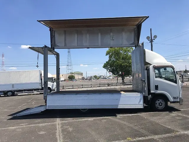 いすゞ エルフ TRG-NPR85AN(2WD)の写真7