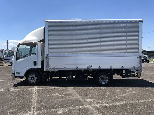 いすゞ エルフ TRG-NPR85AN(2WD)の写真14