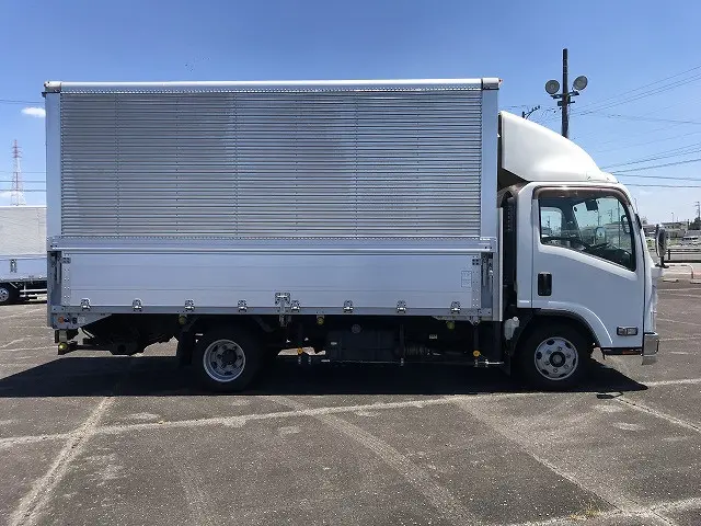 いすゞ エルフ TRG-NPR85AN(2WD)の写真15