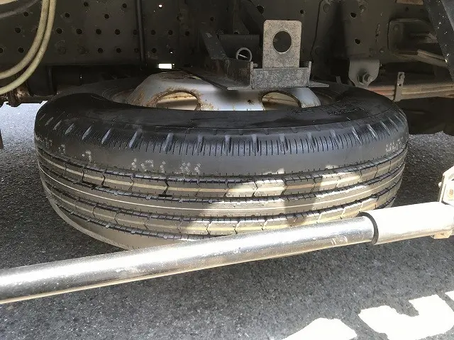 いすゞ エルフ TRG-NPR85AN(2WD)の写真43