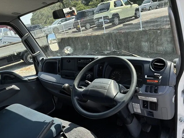 三菱 キャンター TKG-FEA50(2WD)の写真32