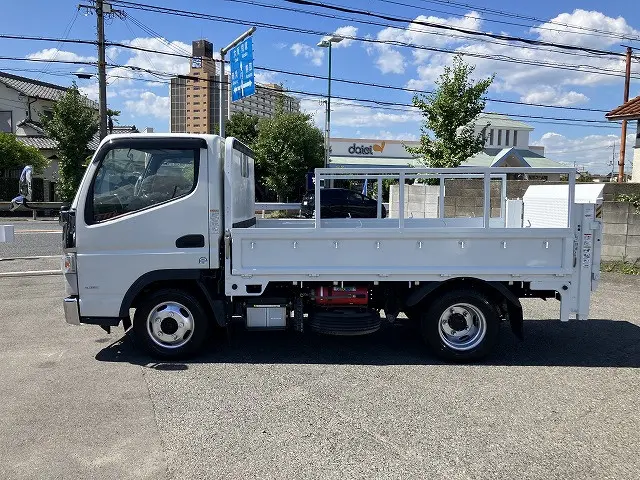三菱 キャンター TPG-FBA20(2WD)の写真4