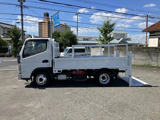 三菱 キャンター TPG-FBA20(2WD)の写真11