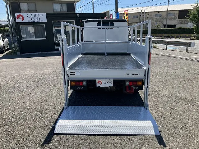 三菱 キャンター TPG-FBA20(2WD)の写真14