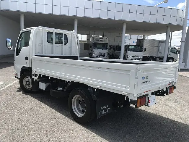 いすゞ エルフ TPG-NJR85A(2WD)の写真4