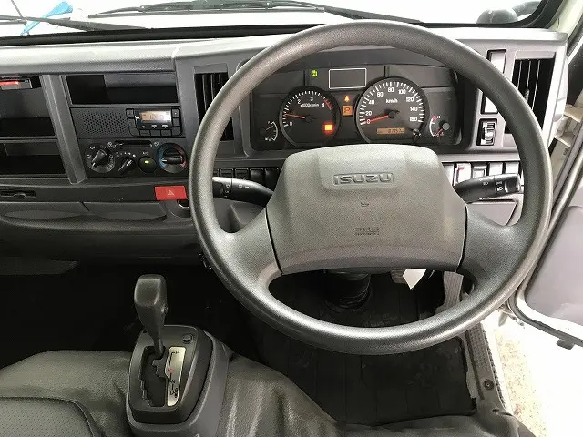 いすゞ エルフ TPG-NJR85A(2WD)の写真25