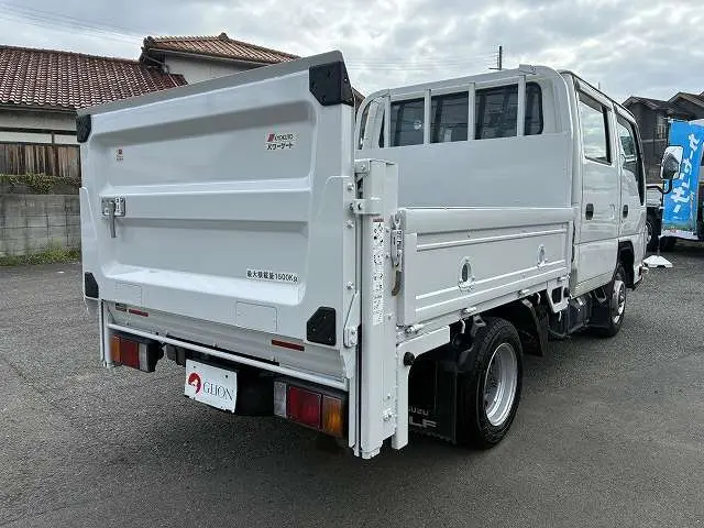 いすゞ エルフ TPG-NHR85A(2WD)の写真6