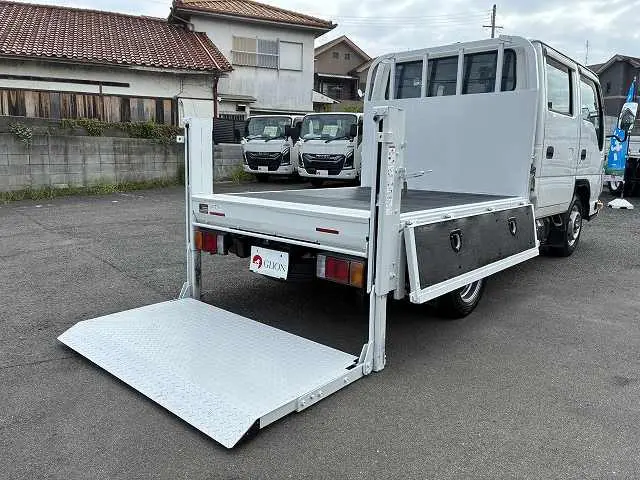 いすゞ エルフ TPG-NHR85A(2WD)の写真13