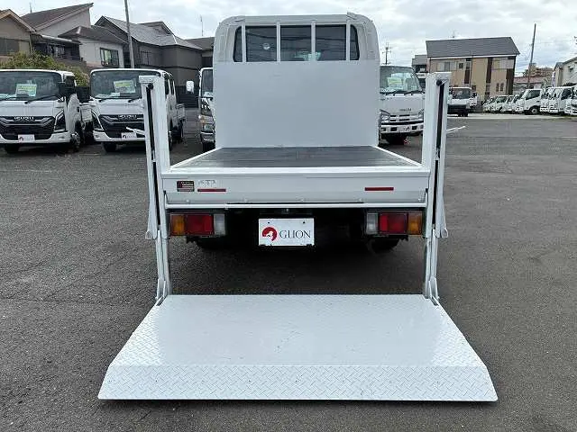いすゞ エルフ TPG-NHR85A(2WD)の写真14