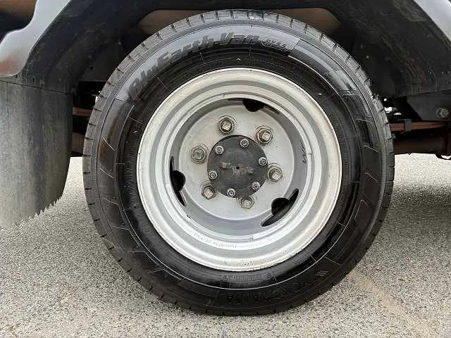 いすゞ エルフ TPG-NHR85A(2WD)の写真26