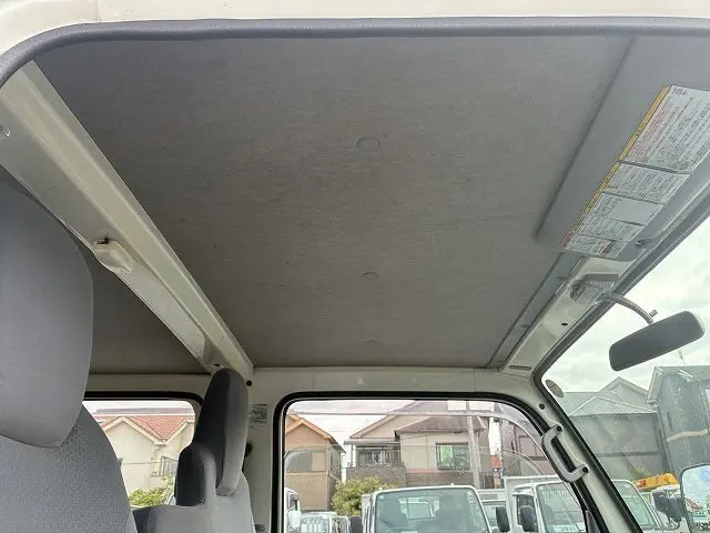 いすゞ エルフ TPG-NHR85A(2WD)の写真36