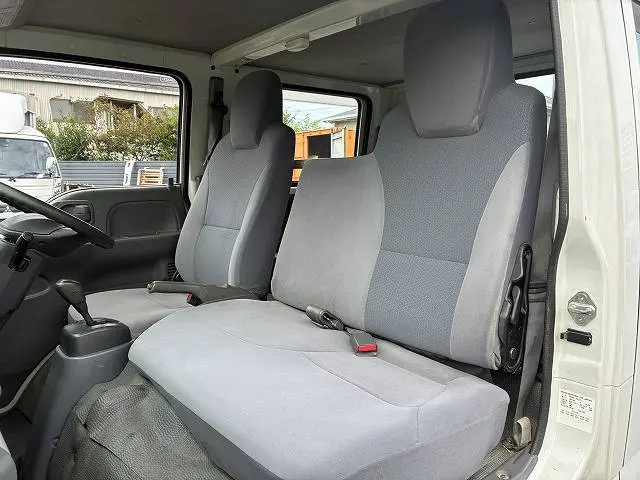 いすゞ エルフ TPG-NHR85A(2WD)の写真39