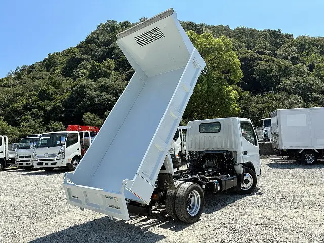 三菱 キャンター 2RG-FBA60(2WD)の写真8