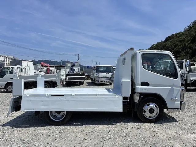 三菱 キャンター 2RG-FBA60(2WD)の写真19