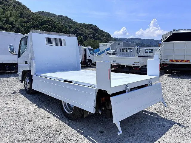 三菱 キャンター 2RG-FBA60(2WD)の写真20