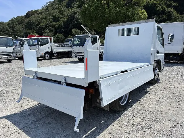 三菱 キャンター 2RG-FBA60(2WD)の写真22
