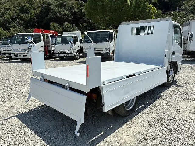 三菱 キャンター 2RG-FBA60(2WD)の写真22