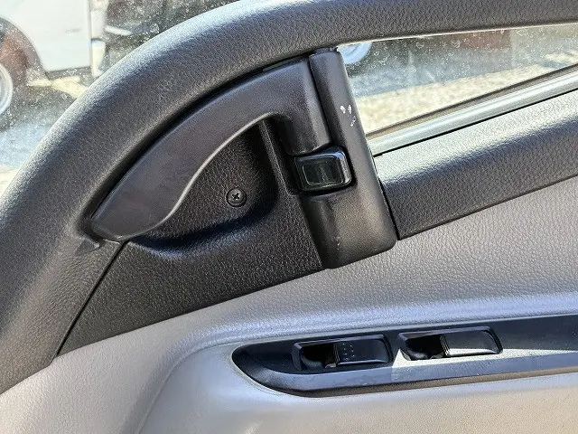 三菱 キャンター 2RG-FBA60(2WD)の写真44