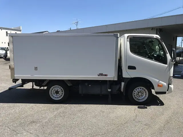 トヨタ トヨエース QDF-KDY221(2WD)の写真8