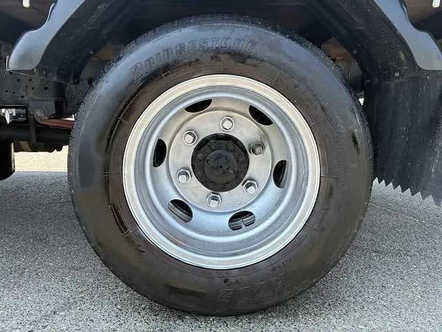 いすゞ エルフ PB-NPR81AR(2WD)の写真27