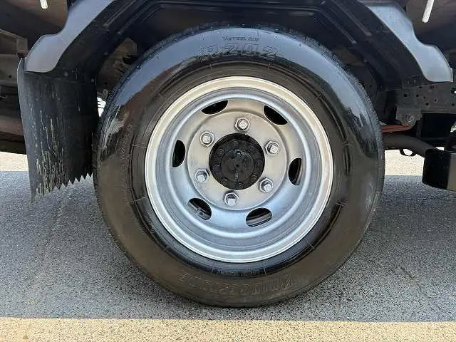 いすゞ エルフ PB-NPR81AR(2WD)の写真29
