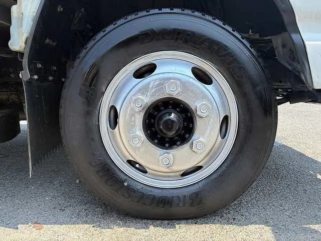 いすゞ エルフ PB-NPR81AR(2WD)の写真30