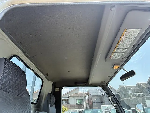 いすゞ エルフ PB-NPR81AR(2WD)の写真36