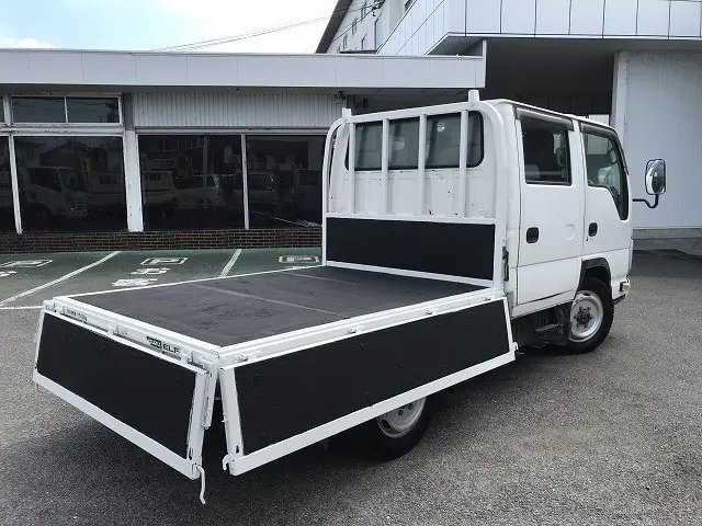 いすゞ エルフ TKG-NHS85A(4WD)の写真13