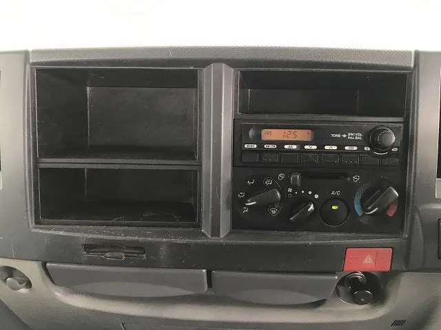 いすゞ エルフ TKG-NHS85A(4WD)の写真23