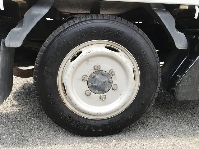 いすゞ エルフ TKG-NHS85A(4WD)の写真39