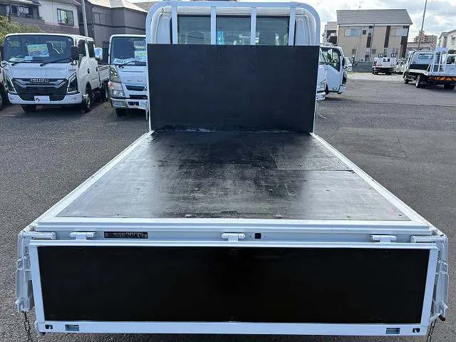 日野 デュトロ 2RG-XZU605M(2WD)の写真15