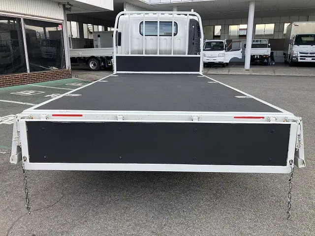 いすゞ エルフ 2RG-NPR88AR(2WD)の写真14