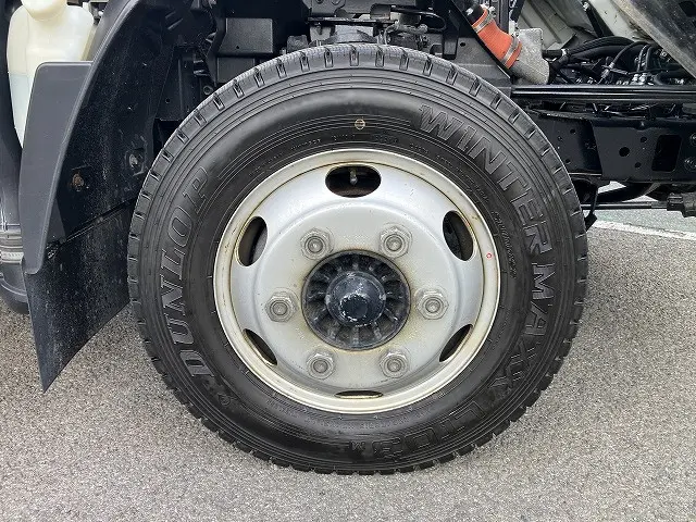 いすゞ エルフ 2RG-NPR88AR(2WD)の写真27