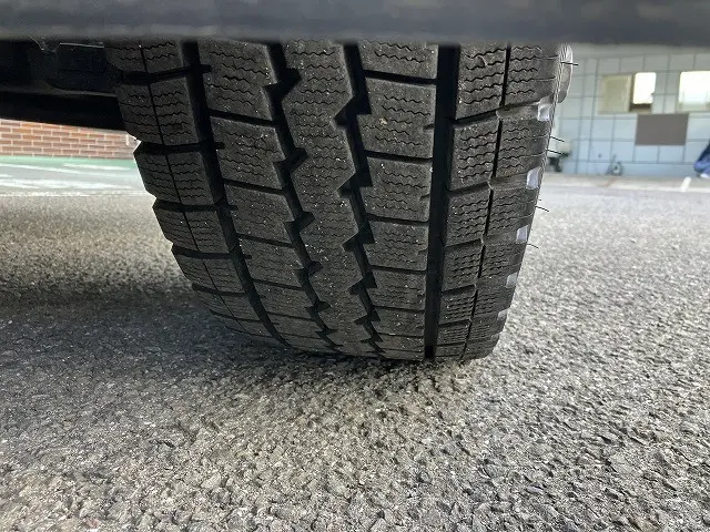 いすゞ エルフ 2RG-NPR88AR(2WD)の写真32