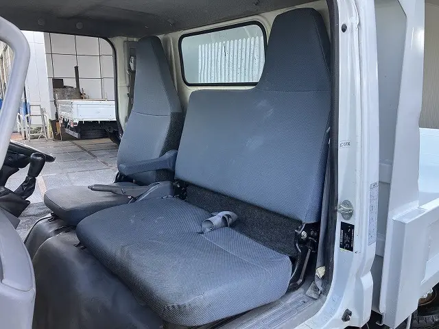 三菱 キャンター TKG-FBA60(2WD)の写真47