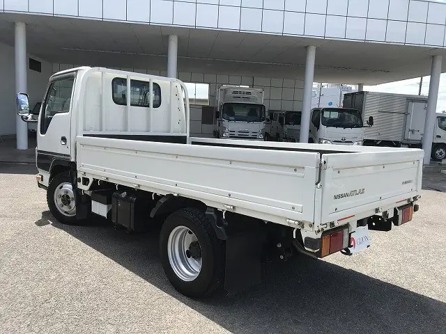 日産 アトラス 2RG-AHS88A(4WD)の写真4