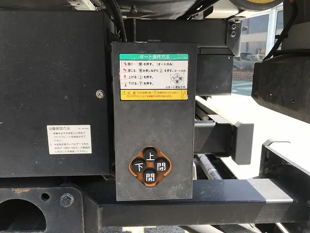三菱 キャンター TPG-FEB90(2WD)の写真41