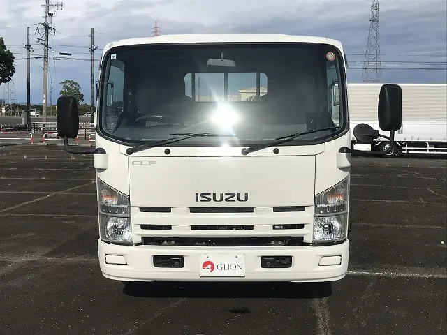 いすゞ エルフ PKG-NPR75N(2WD)の写真2