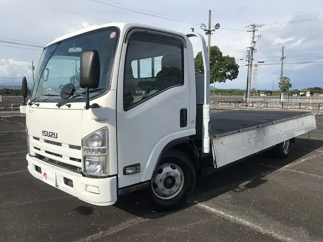 いすゞ エルフ PKG-NPR75N(2WD)の写真9