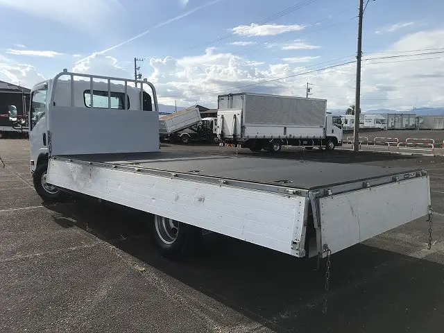 いすゞ エルフ PKG-NPR75N(2WD)の写真11